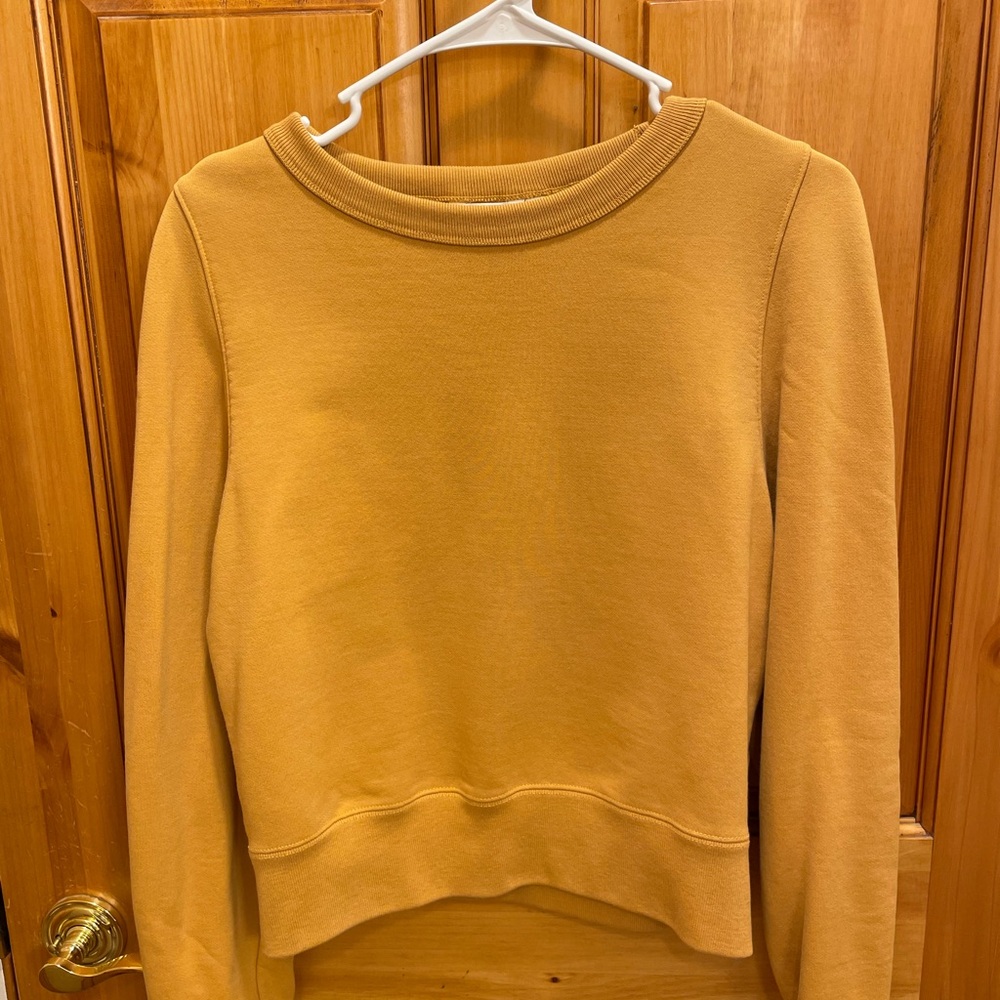 Uniqlo U Golden Brown Crewneck